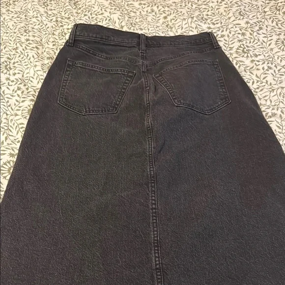 Brand new! Universal Thread black denim skirt. - Picture 4 of 4